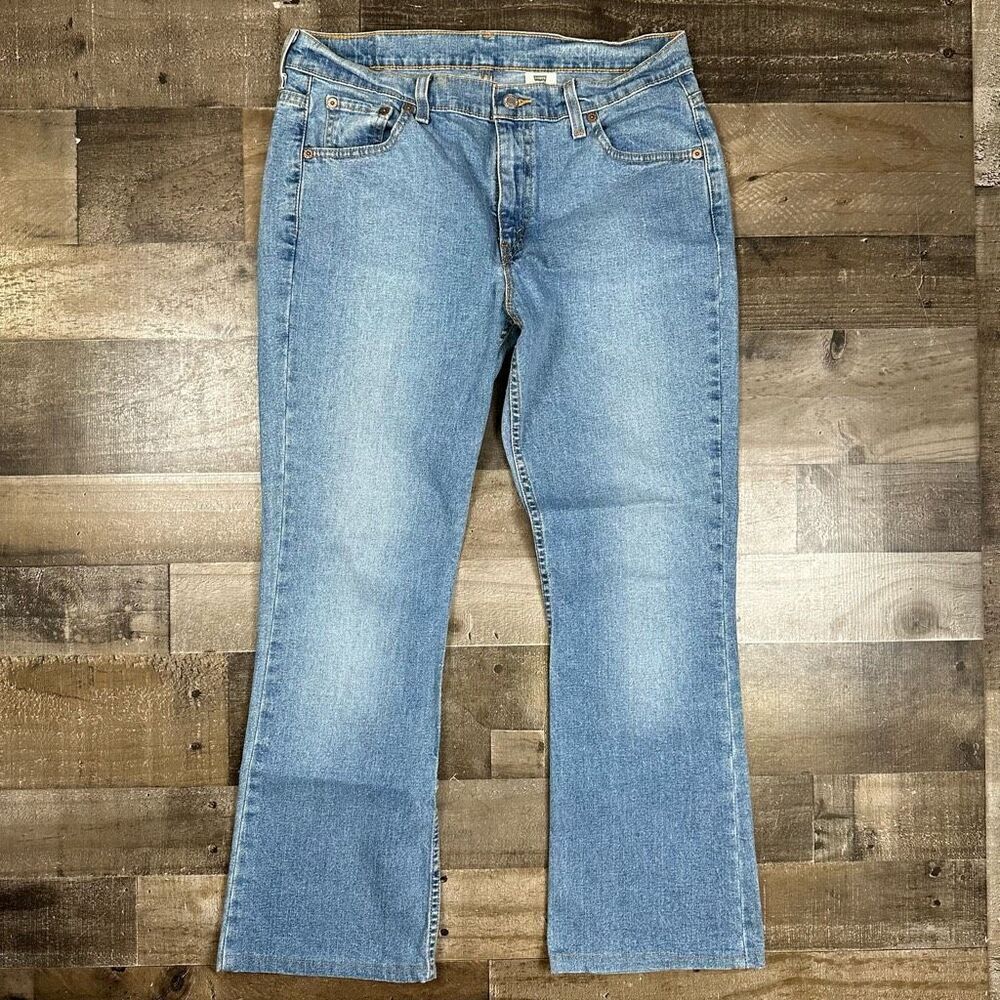 Levi’s Women’s Size 12 Misses Relaxed Bootcut Stretch Jeans Blue Medium Denim